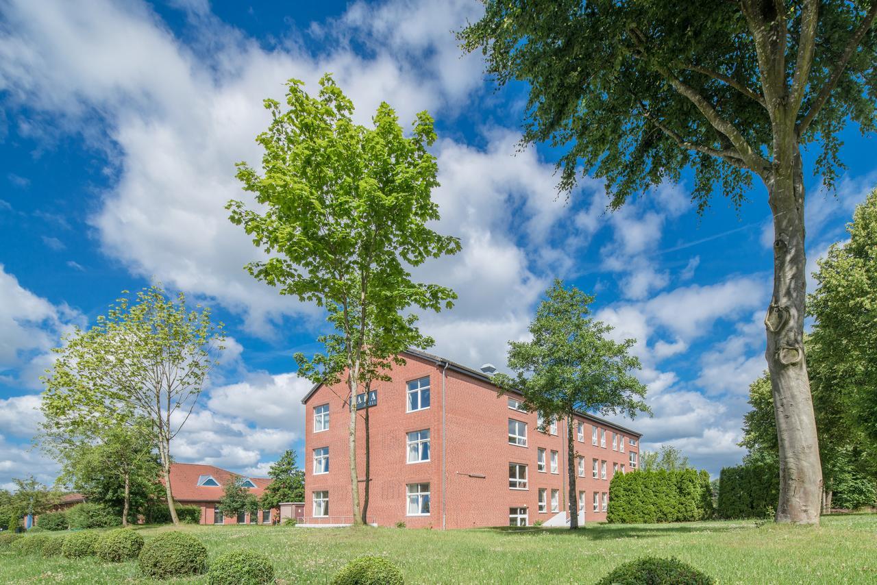 Taba Hotel Kellinghusen Экстерьер фото