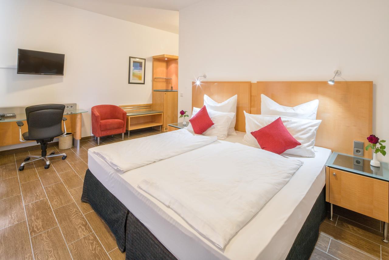 Taba Hotel Kellinghusen Экстерьер фото
