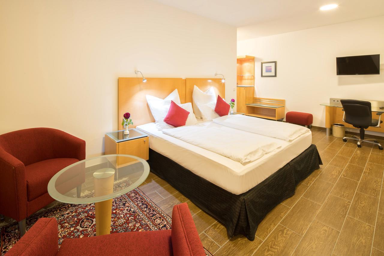 Taba Hotel Kellinghusen Экстерьер фото